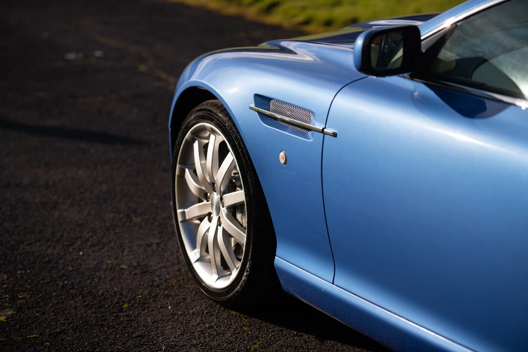 2005 Aston Martin DB9 - Image 23 of 31