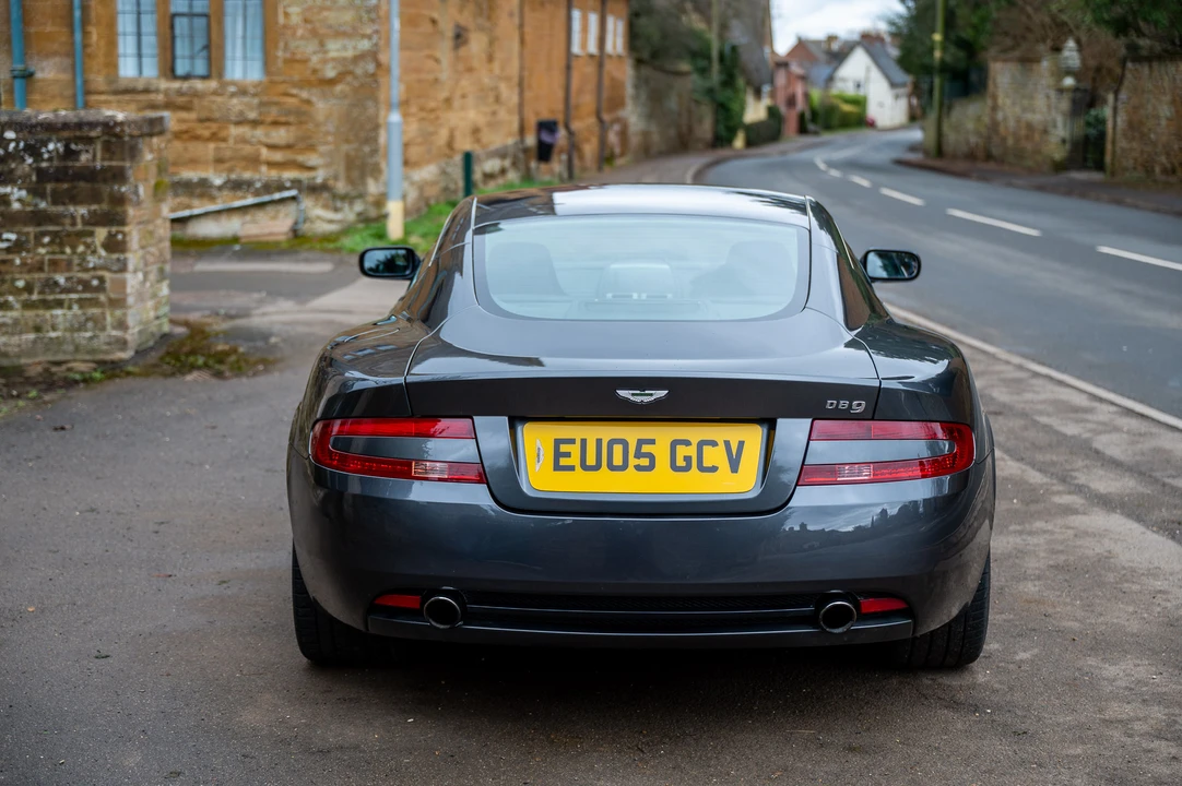2005 Aston Martin DB9 - Image 7 of 31