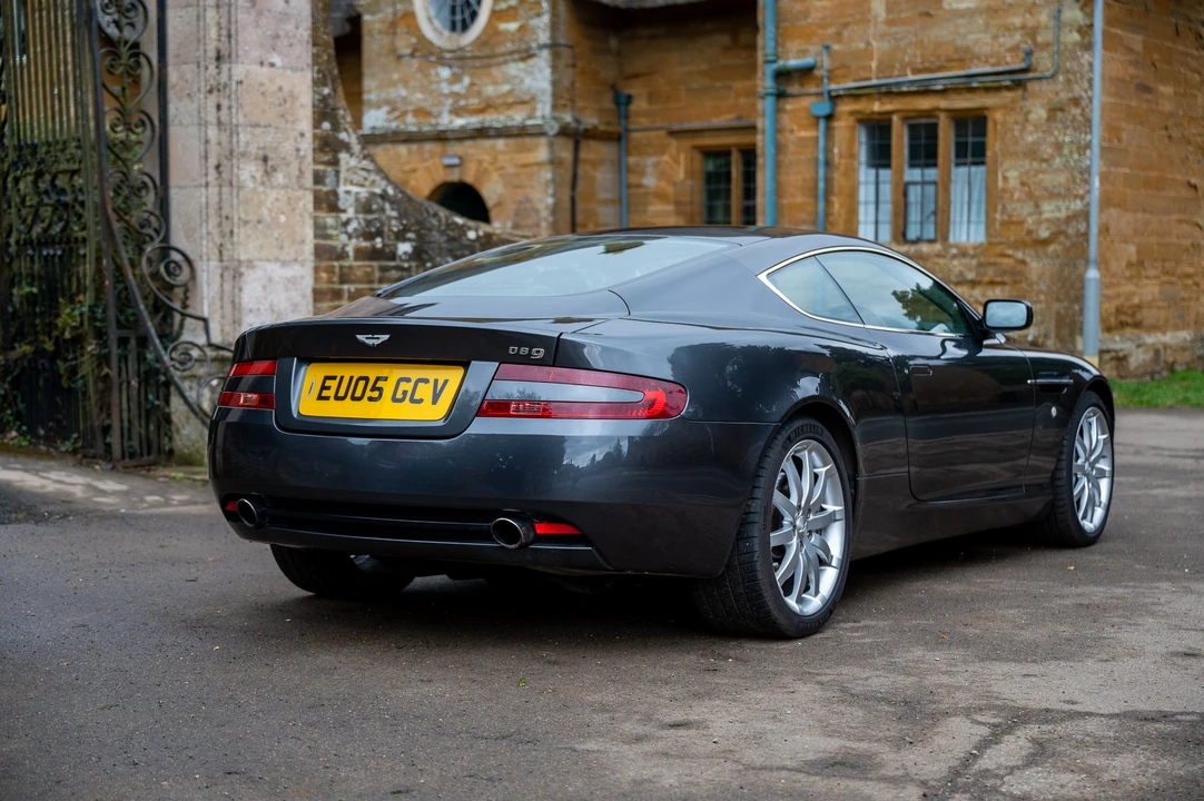 2005 Aston Martin DB9 - Image 8 of 31
