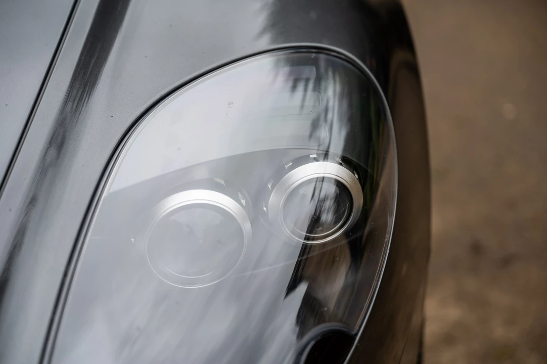 2005 Aston Martin DB9 - Image 23 of 31