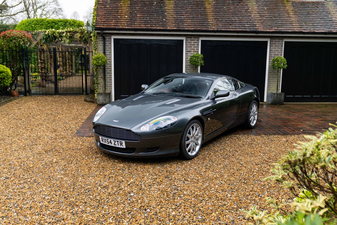 2005 Aston Martin DB9 - Image 9 of 31