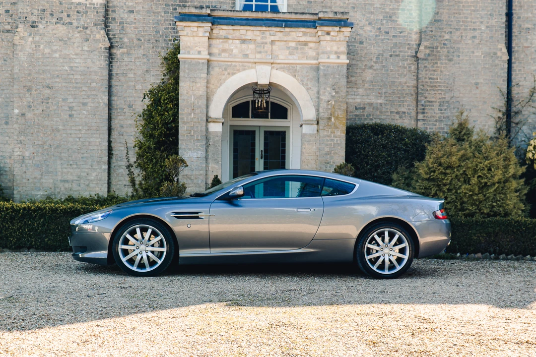 2005 Aston Martin DB9 - Image 8 of 31