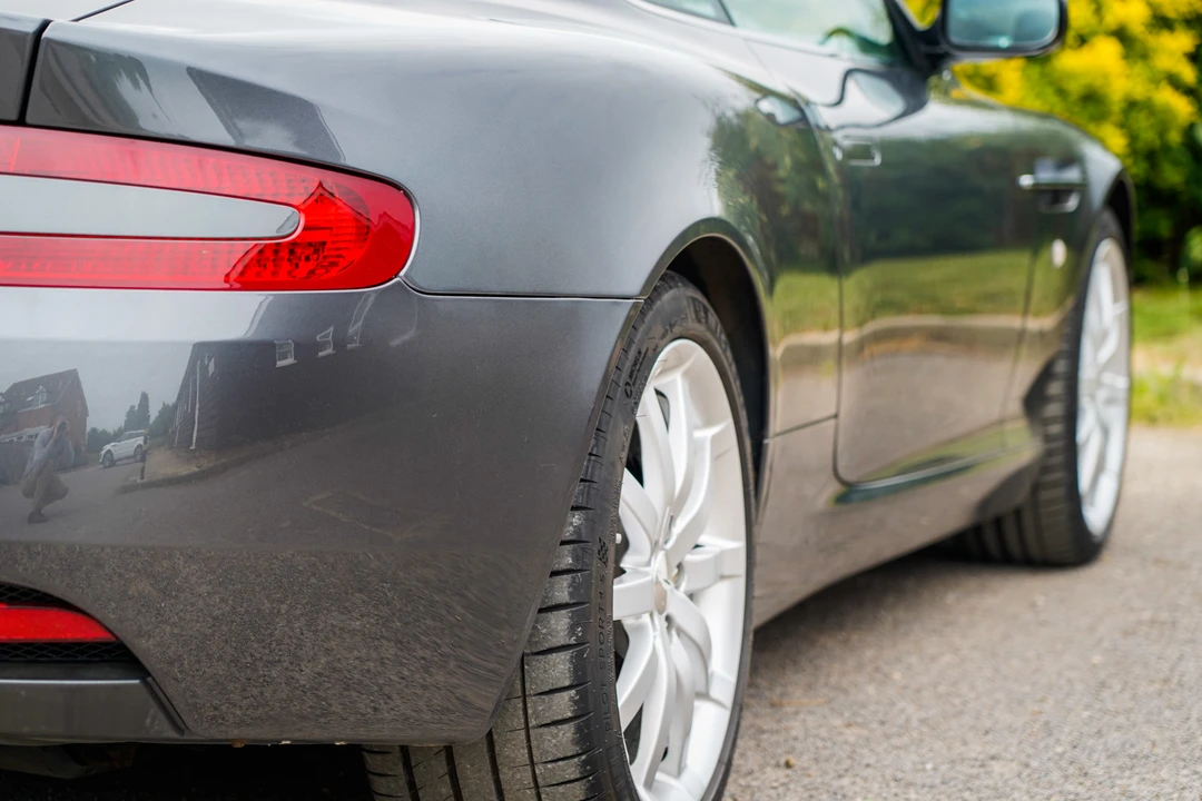 2005 Aston Martin DB9 - Image 27 of 31