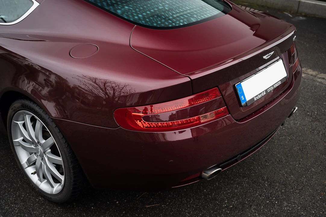 2005 Aston Martin DB9 - Image 19 of 31