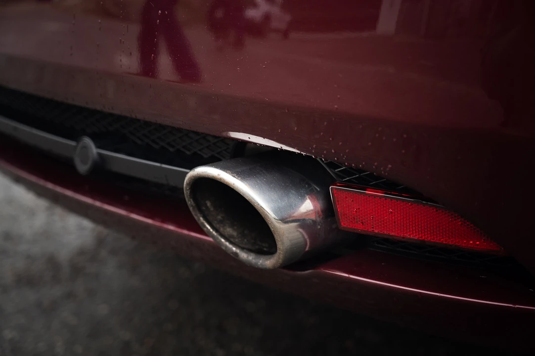 2005 Aston Martin DB9 - Image 24 of 31