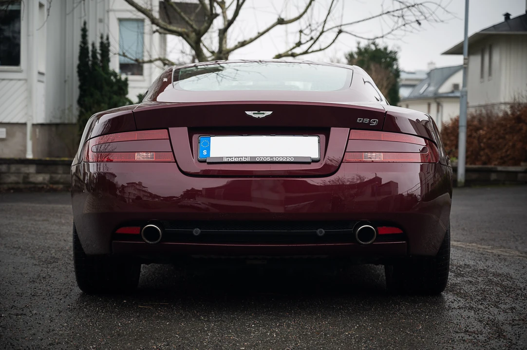 2005 Aston Martin DB9 - Image 11 of 31