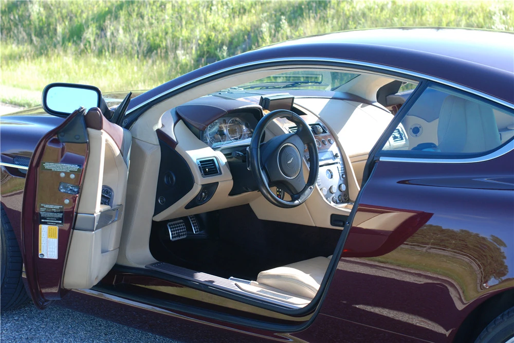 2005 Aston Martin DB9 - Image 4 of 7