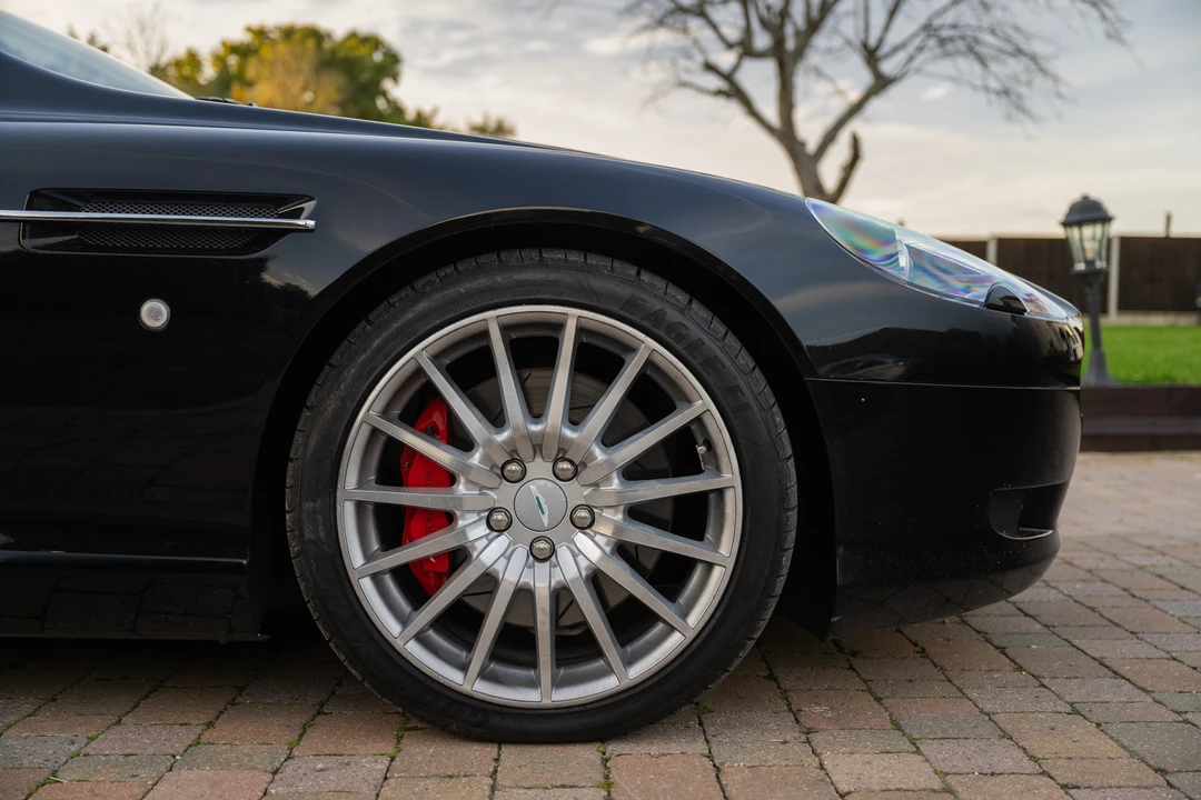 2005 Aston Martin DB9 - Image 27 of 31