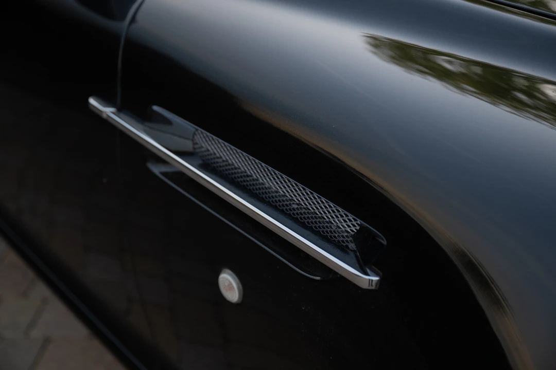 2005 Aston Martin DB9 - Image 24 of 31