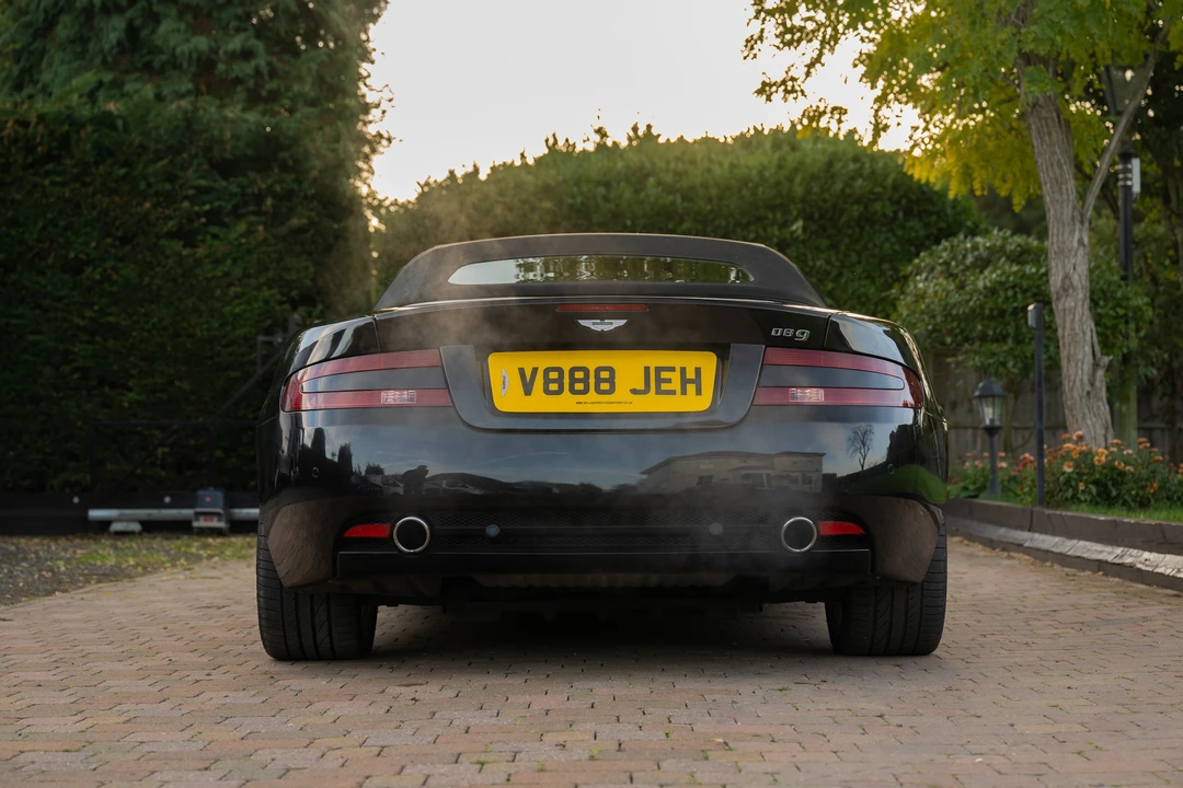 2005 Aston Martin DB9 - Image 14 of 31