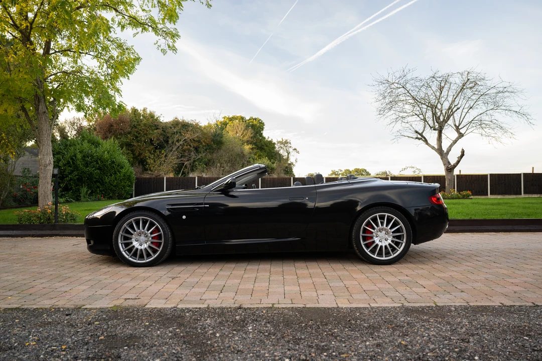 2005 Aston Martin DB9 - Image 8 of 31