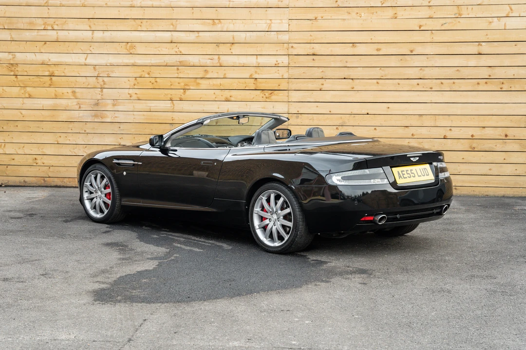 2005 Aston Martin DB9 - Image 14 of 31