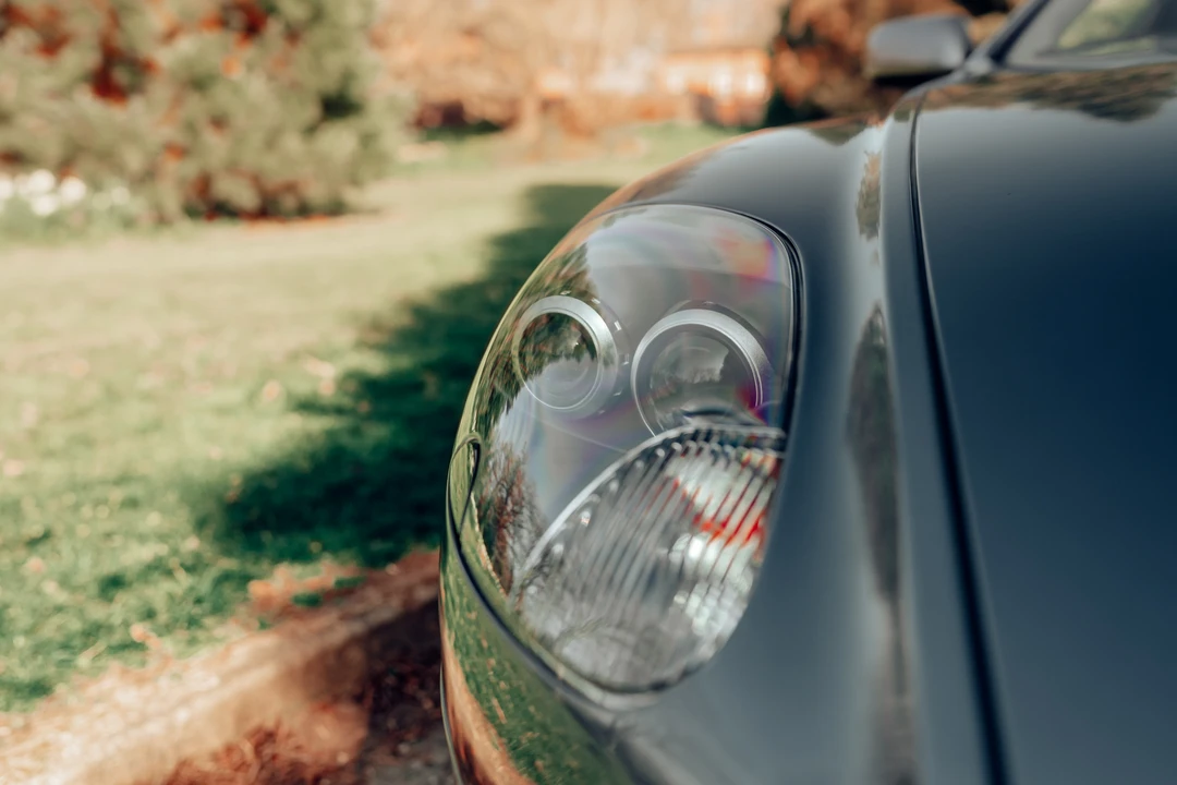 2005 Aston Martin DB9 - Image 28 of 31