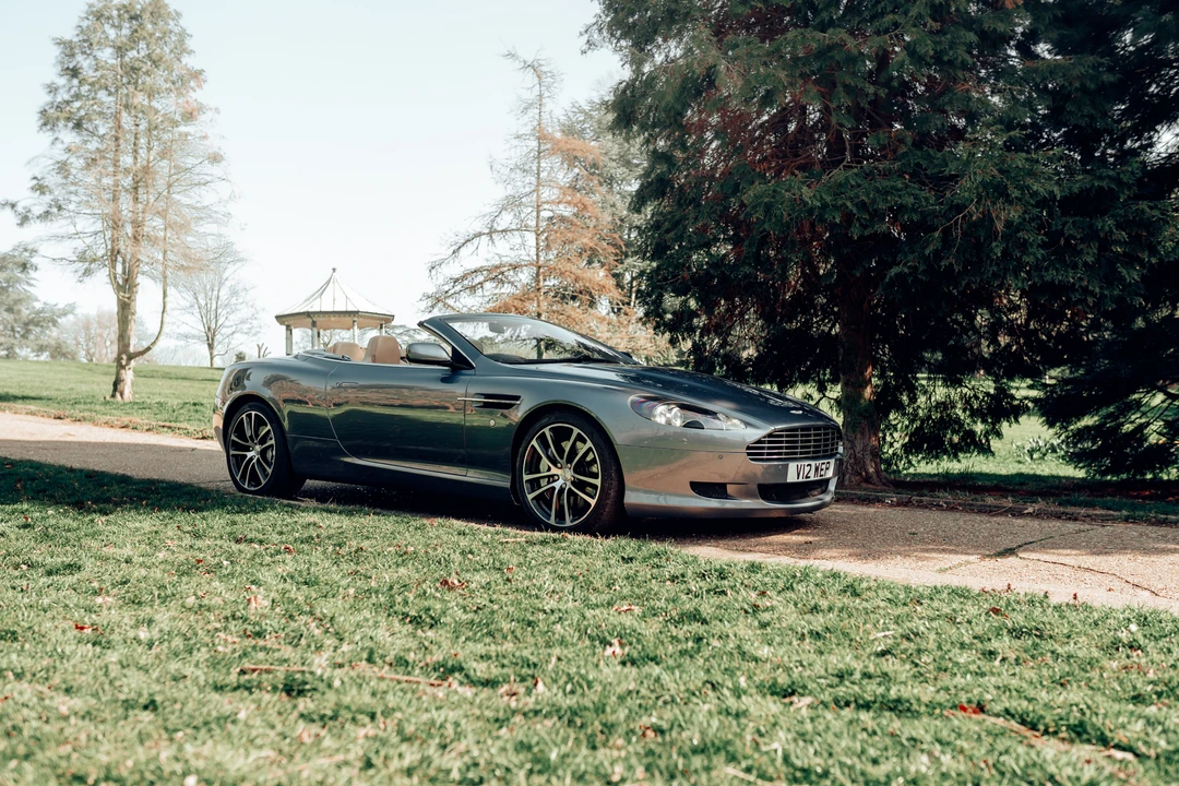 2005 Aston Martin DB9 - Image 11 of 31