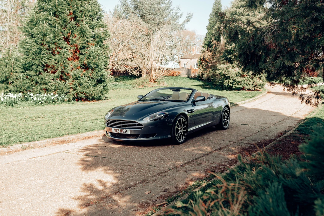 2005 Aston Martin DB9 - Image 14 of 31