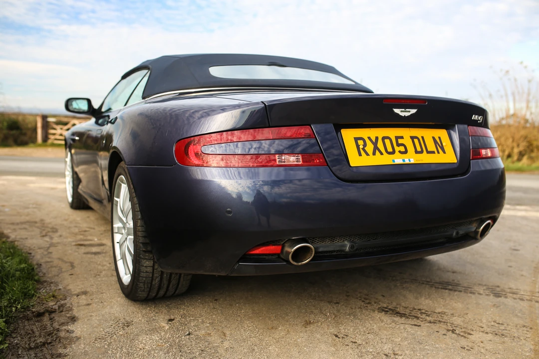 2005 Aston Martin DB9 - Image 19 of 31