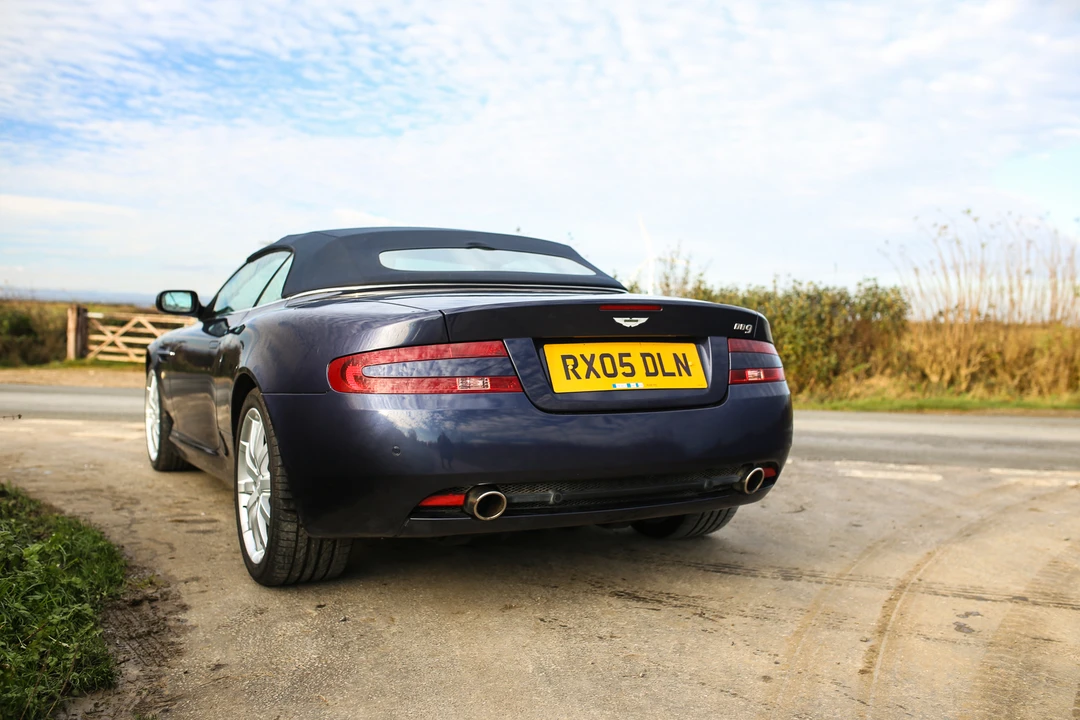 2005 Aston Martin DB9 - Image 11 of 31