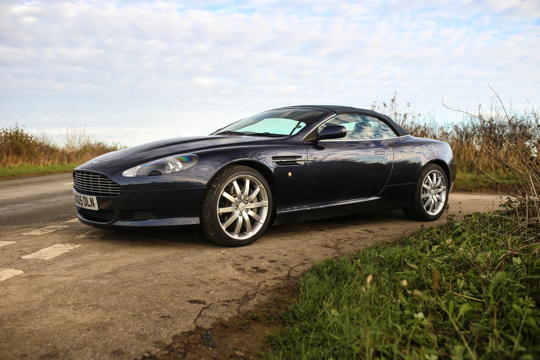 2005 Aston Martin DB9 - Image 16 of 31