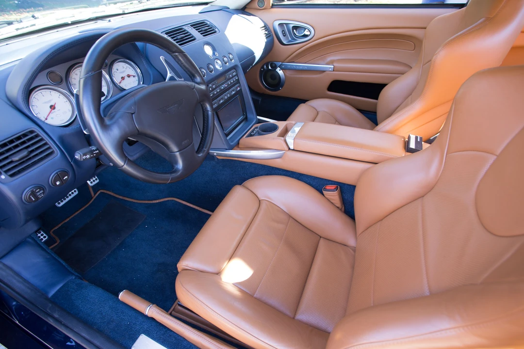 2005 Aston Martin Vanquish 1st Gen - Image 17 of 30