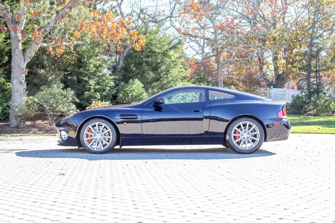 2005 Aston Martin Vanquish 1st Gen - Image 5 of 30