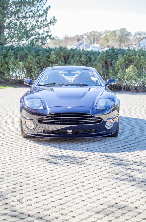 2005 Aston Martin Vanquish 1st Gen - Image 29 of 30