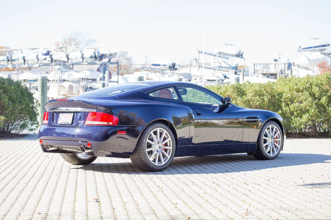 2005 Aston Martin Vanquish 1st Gen - Image 20 of 30