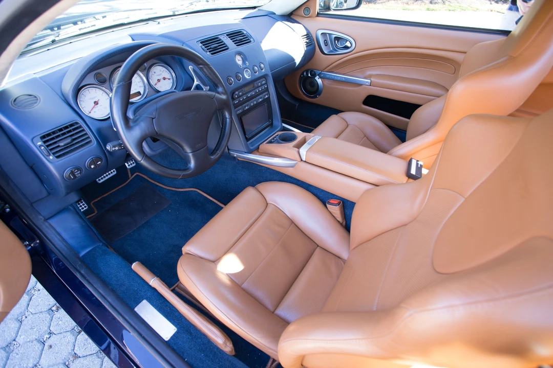 2005 Aston Martin Vanquish 1st Gen - Image 24 of 30