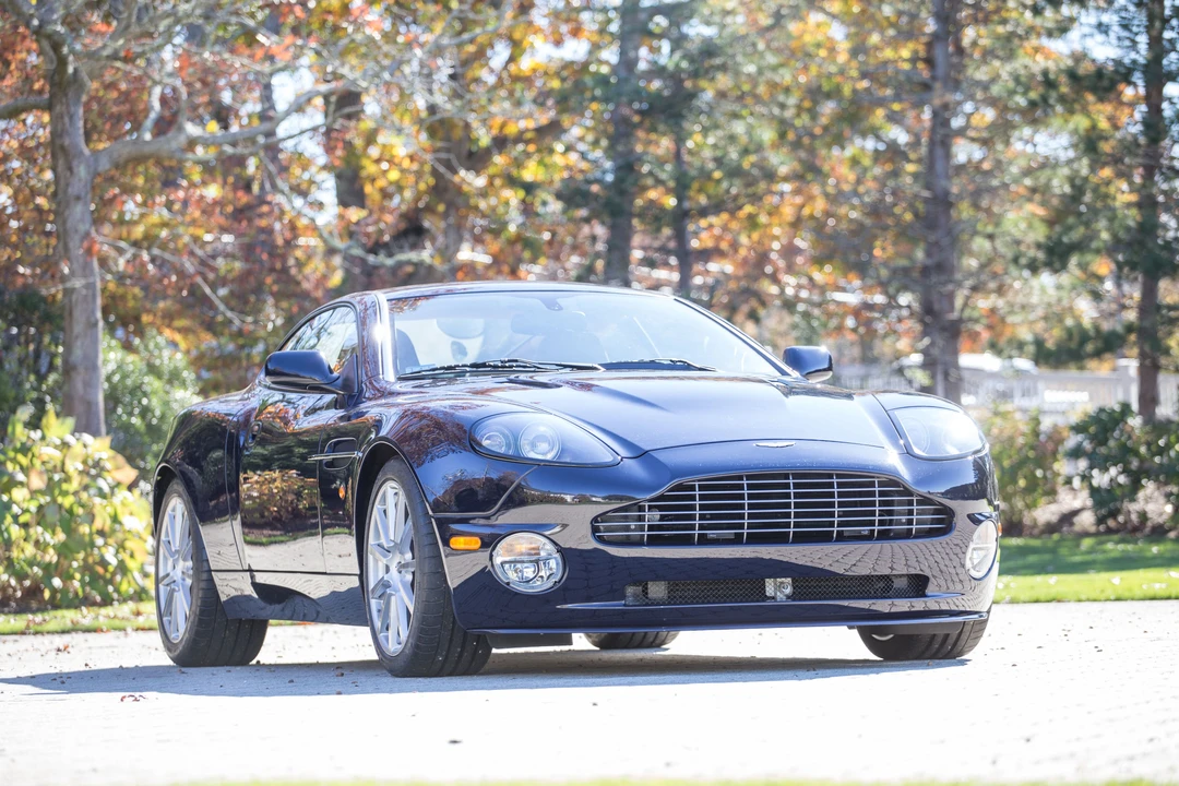 2005 Aston Martin Vanquish 1st Gen - Image 9 of 30