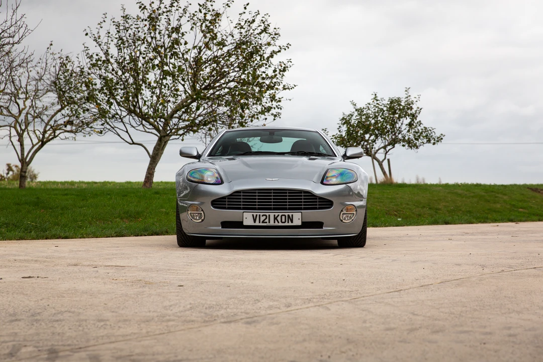 2005 Aston Martin Vanquish 1st Gen - Image 11 of 31