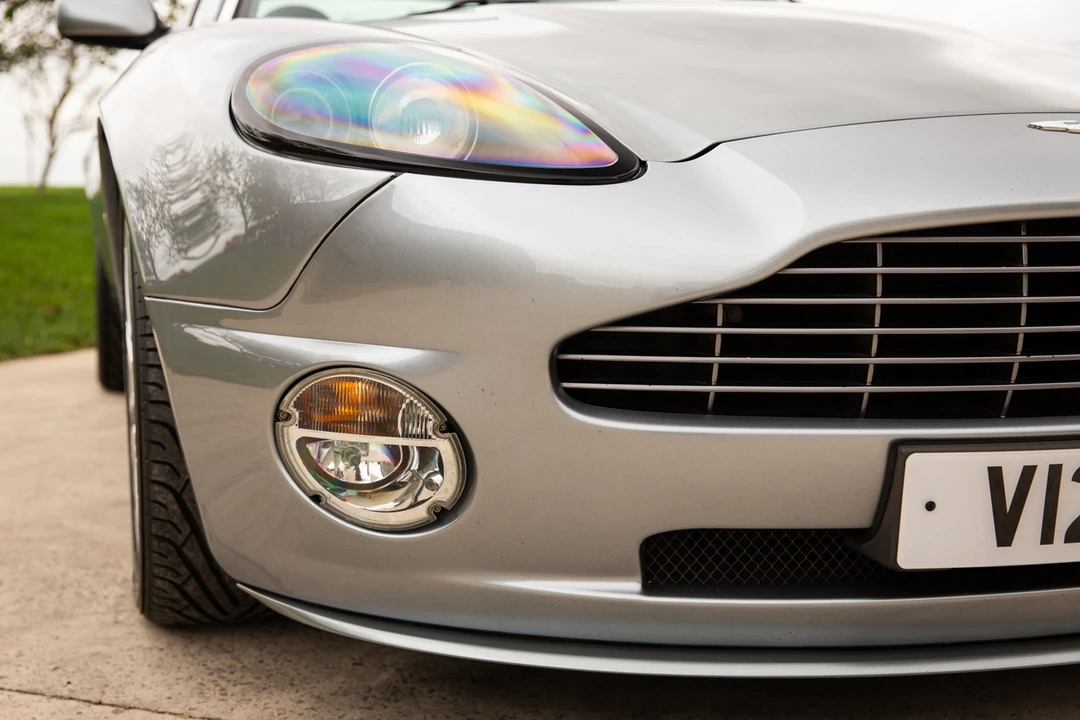 2005 Aston Martin Vanquish 1st Gen - Image 25 of 31