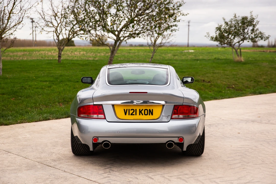 2005 Aston Martin Vanquish 1st Gen - Image 15 of 31