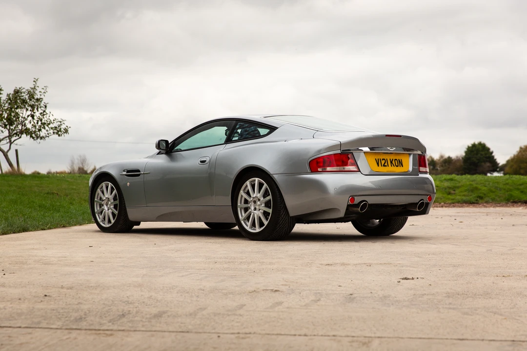 2005 Aston Martin Vanquish 1st Gen - Image 14 of 31
