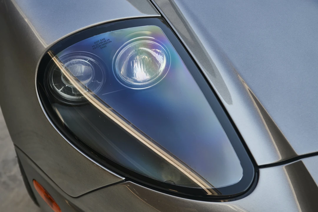2005 Aston Martin Vanquish 1st Gen - Image 15 of 31