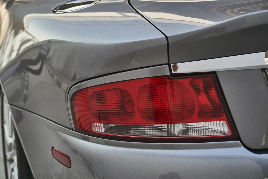 2005 Aston Martin Vanquish 1st Gen - Image 21 of 31