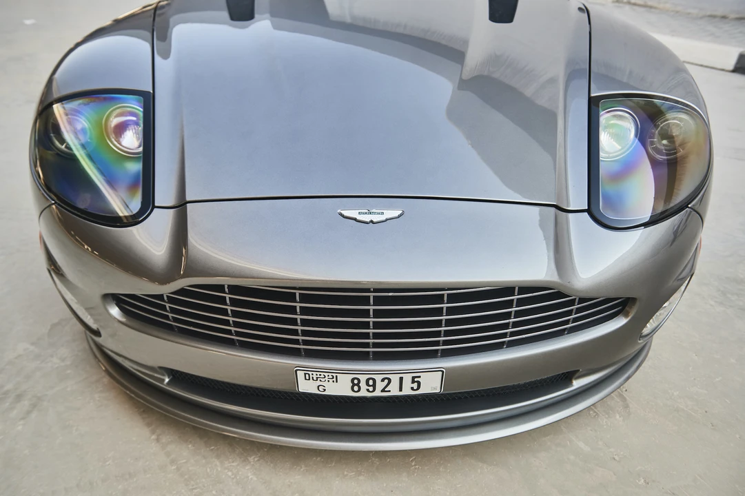 2005 Aston Martin Vanquish 1st Gen - Image 14 of 31