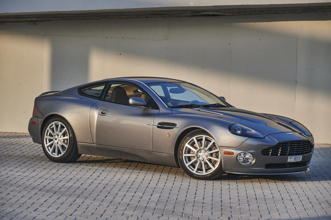 2005 Aston Martin Vanquish 1st Gen - Image 4 of 31