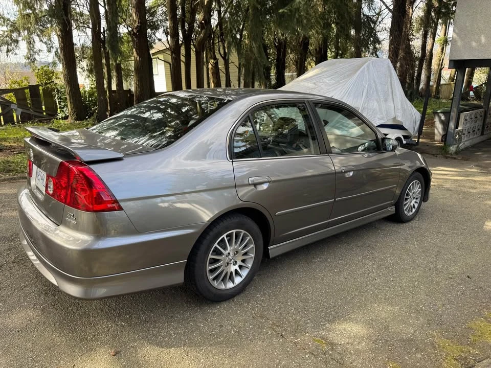 2005 Acura EL - Image 5 of 8