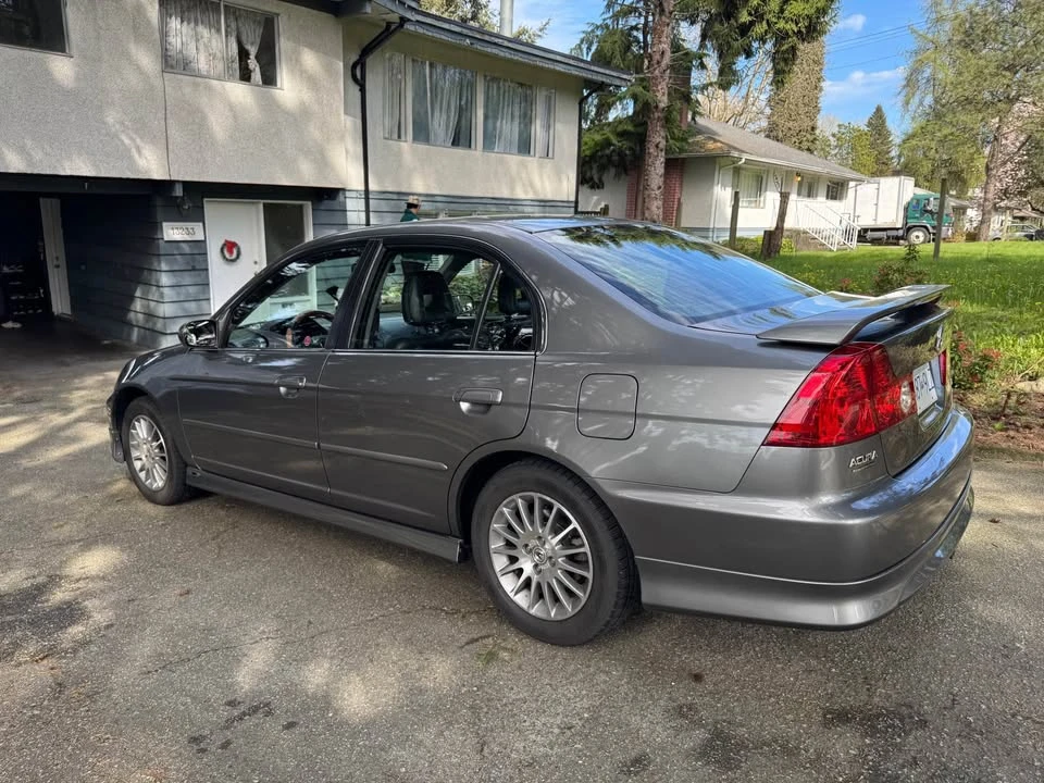 2005 Acura EL - Image 3 of 8