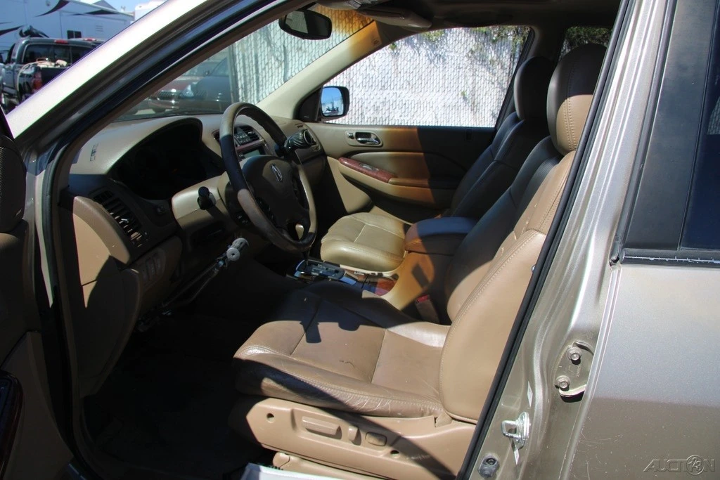 2005 Acura MDX 1st Gen - Image 15 of 21
