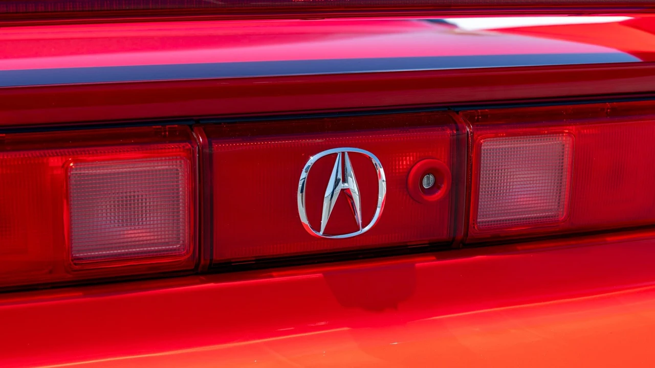 2005 Acura NSX - Image 9 of 31