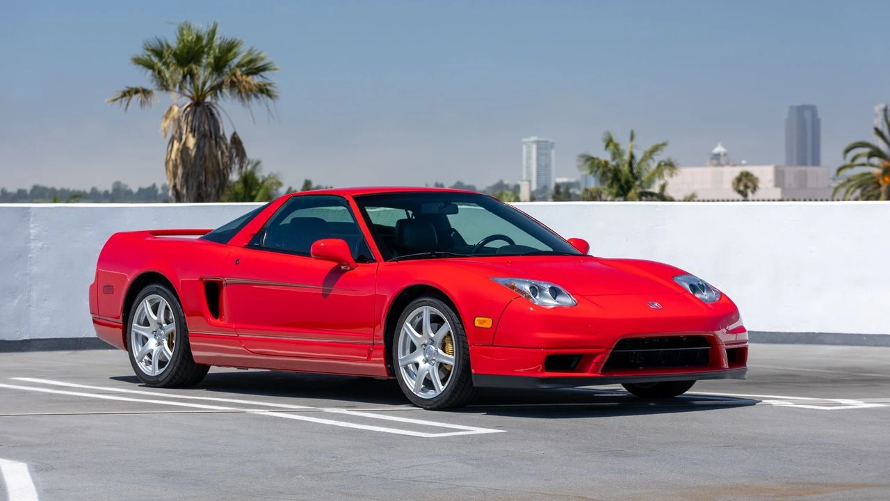 2005 Acura NSX - Image 8 of 31