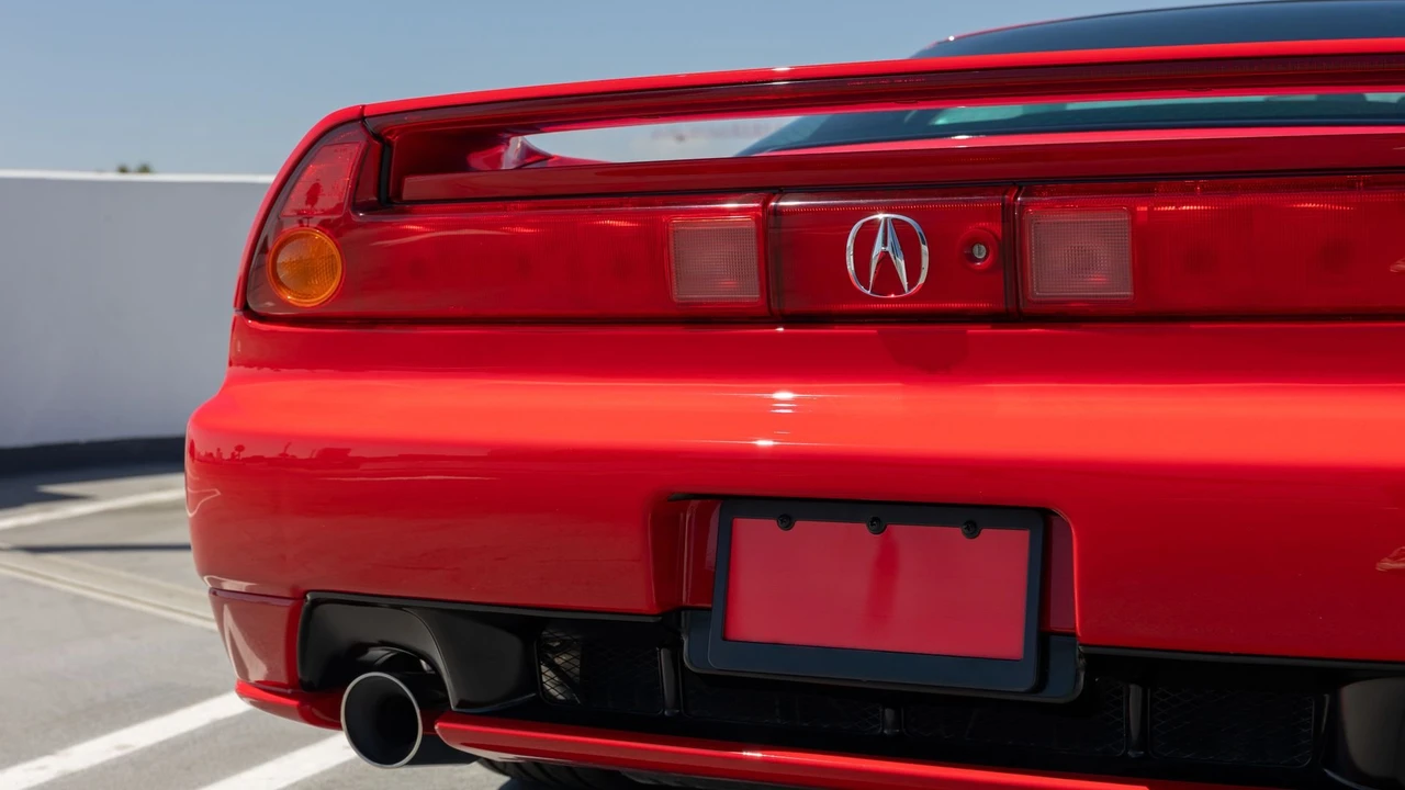 2005 Acura NSX - Image 20 of 31