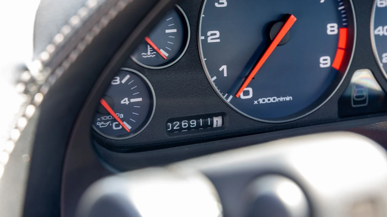2005 Acura NSX - Image 10 of 31