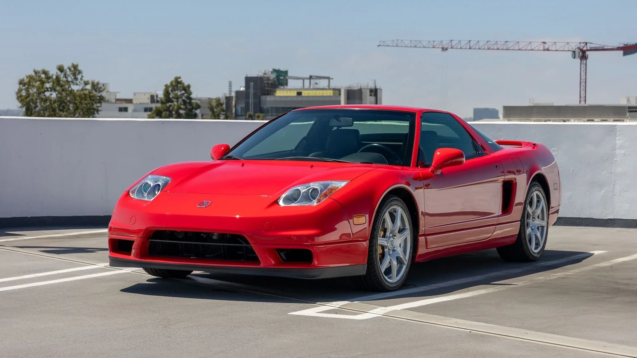 2005 Acura NSX - Image 12 of 31