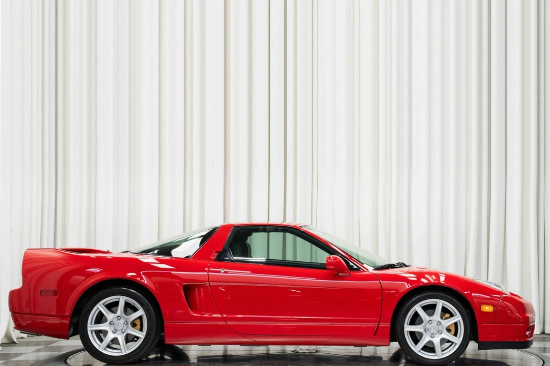 2005 Acura NA2 NSX - Image 2 of 21