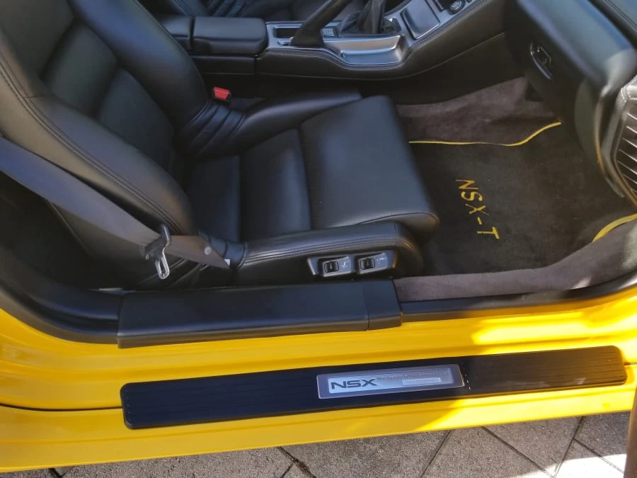 2005 Acura NA2 NSX - Image 4 of 10
