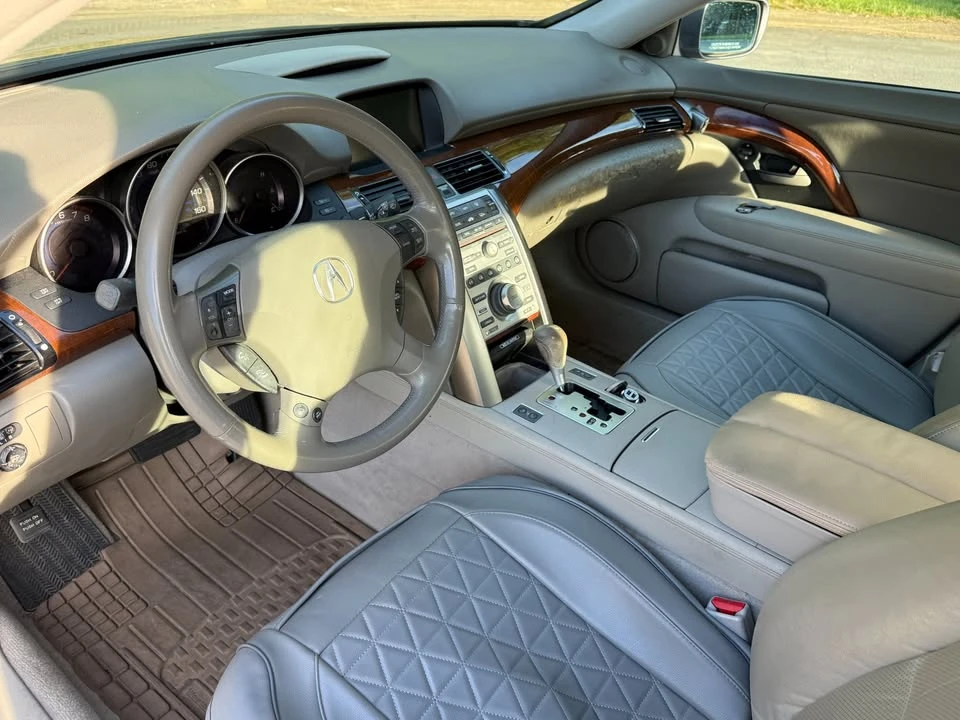 2005 Acura RL 2nd Gen - Image 9 of 18