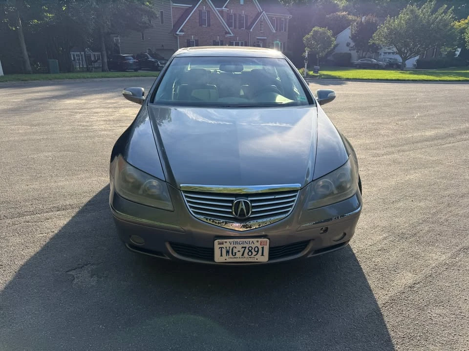 2005 Acura RL 2nd Gen - Image 2 of 18