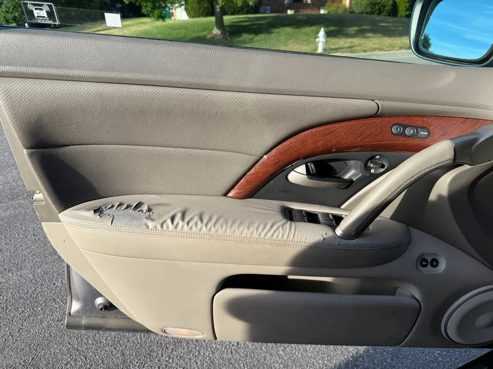 2005 Acura RL 2nd Gen - Image 14 of 18