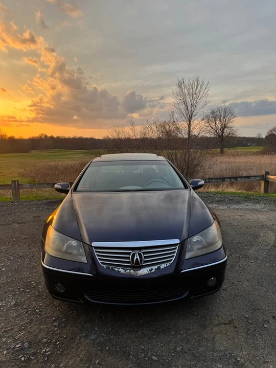2005 Acura RL 2nd Gen - Image 4 of 13